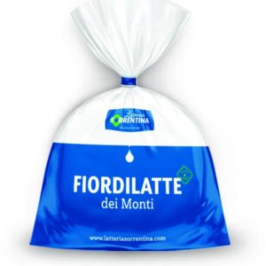 Queso Mozzarella Fresco de Alta Calidad -Fior di latte dei monti es un ingrediente esencial en la cocina italiana
