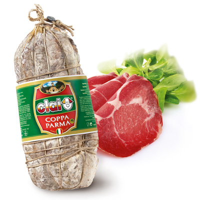 Prueba la deliciosa Coppa di Parma Magra Clai, elaborada con carne de cerdo de calidad y una mezcla de sal, especias y hierbas aromáticas. Pruebala ya!